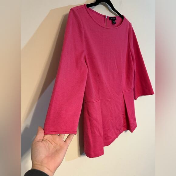 ST. JOHN Bateau Neckline Three-Quarter Sleeve Blouse Size 6 **flaw in picture** - Picture 3 of 8